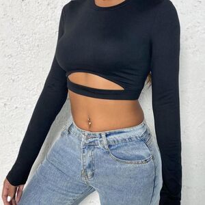 Black Stretch Long Sleeve Cutout Crop Top - S